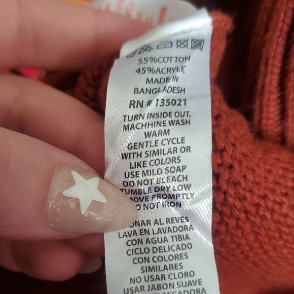 Rust Cable Knit Sweater - Picture 4 of 4